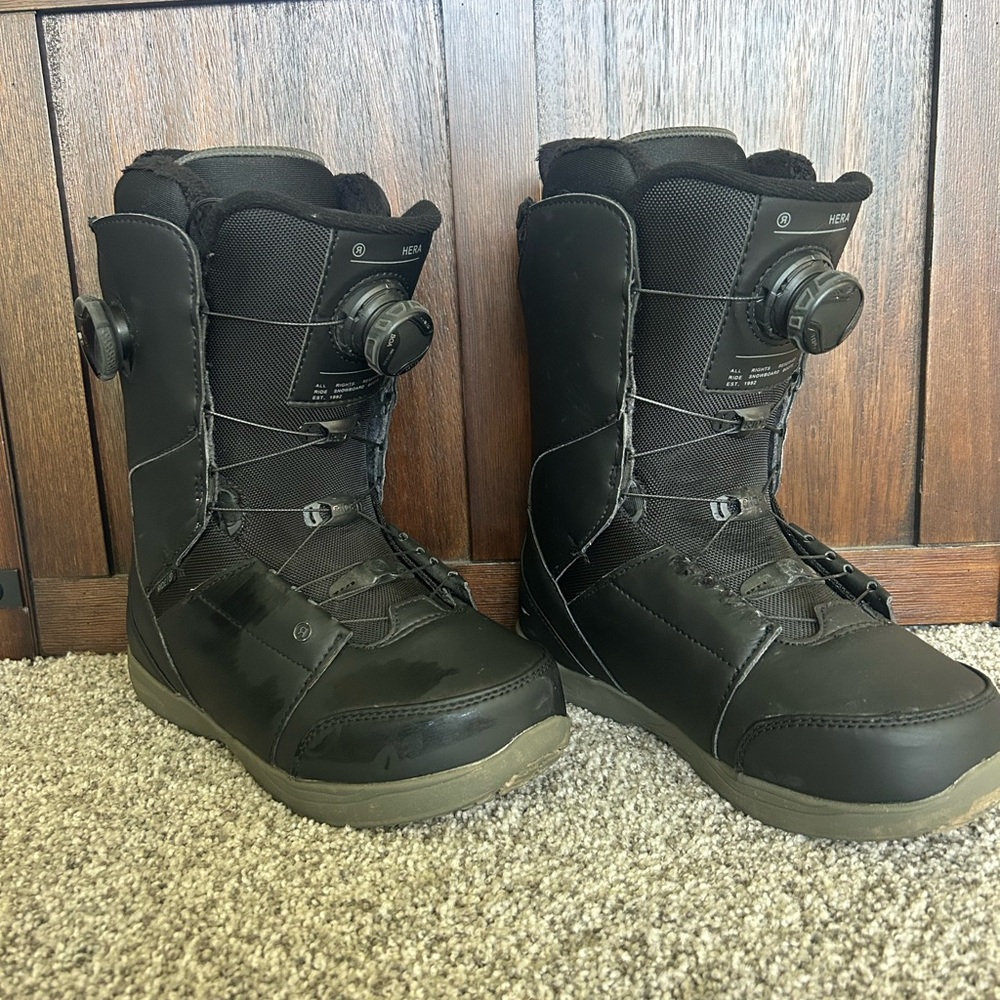 Ride Hera Women's Size 8.5 Black Snowboarding Boots